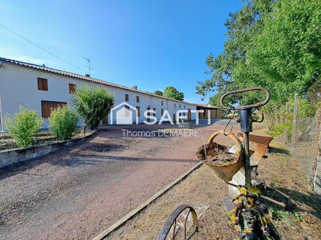 Vente Maison 8 pièces 214 m2 Tugéras Saint Maurice