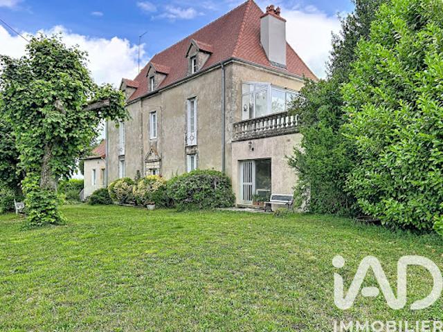 Vente Maison 8 pièces 215 m2 Oyé