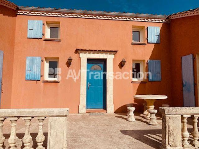 Vente Maison 8 pièces 215 m2 Ladiville