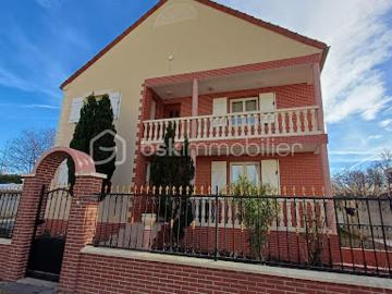 Vente Maison 8 pièces 215.1 m2 Conflans Sainte Honorine