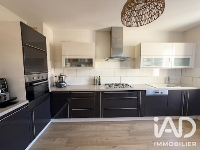 Vente Maison 8 pièces 216 m2 Charnay lès Mâcon