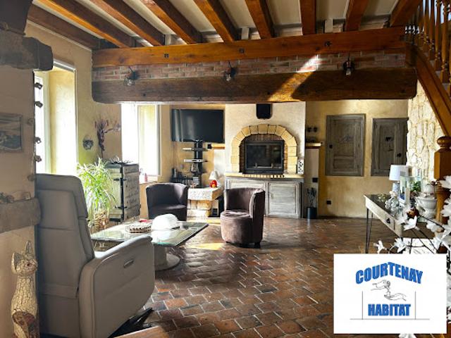 Vente Maison 8 pièces 217 m2 Chantecoq