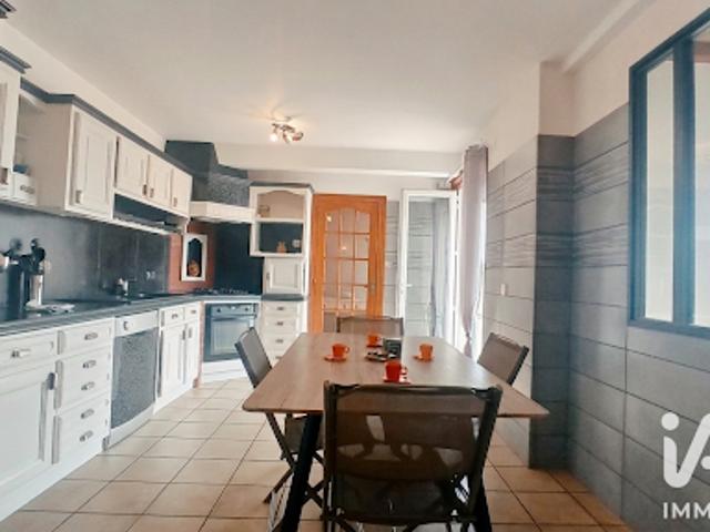 Vente Maison 8 pièces 217 m2 Cours