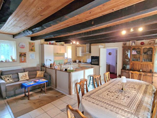 Vente Maison 8 pièces 217 m2 Plémet