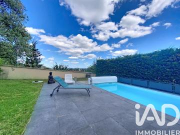 Vente Maison 8 pièces 218 m2 Charly