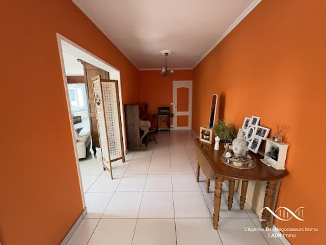 Vente Maison 8 pièces 219 m2 Saint Denis en Val