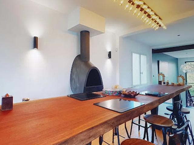 Vente Maison 8 pièces 210 m2 Bordeaux