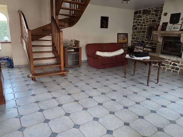 Vente Maison 8 pièces 210 m2 Caulnes