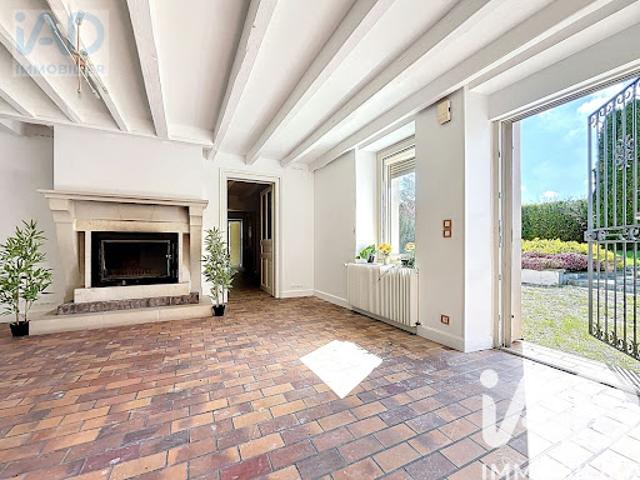 Vente Maison 8 pièces 210 m2 Courtisols