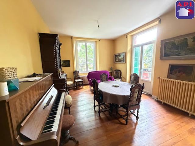 Vente Maison 8 pièces 210 m2 Saint Girons