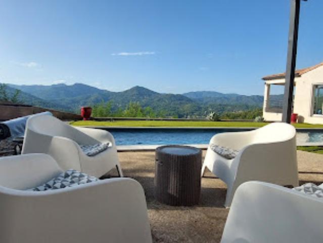 Vente Maison 8 pièces 210 m2 Saint Jean du Gard