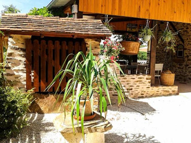 Vente Maison 8 pièces 210 m2 Sarrazac