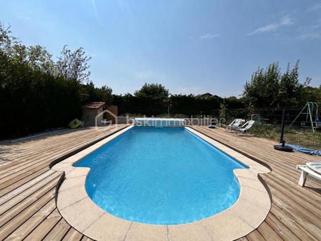 Vente Maison 8 pièces 211 m2 Apprieu