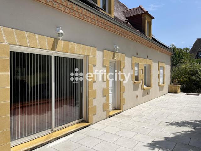 Vente Maison 8 pièces 211 m2 Cénac et Saint Julien