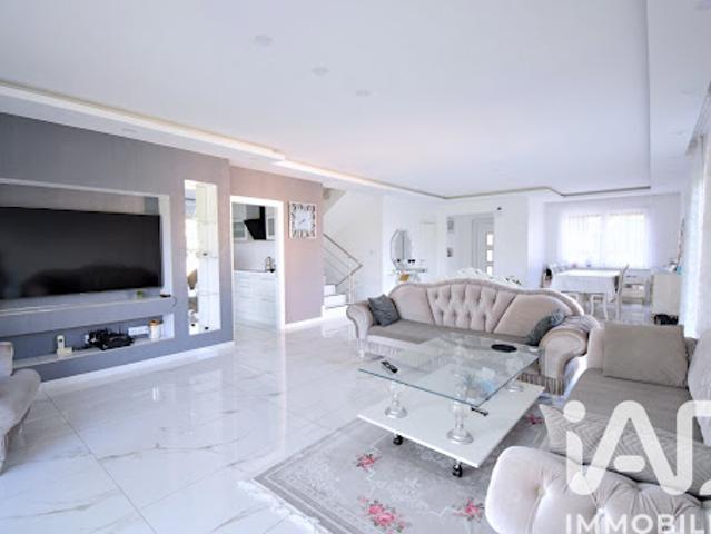 Vente Maison 8 pièces 211 m2 Hayange