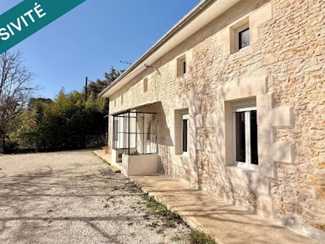 Vente Maison 8 pièces 212 m2 Montendre