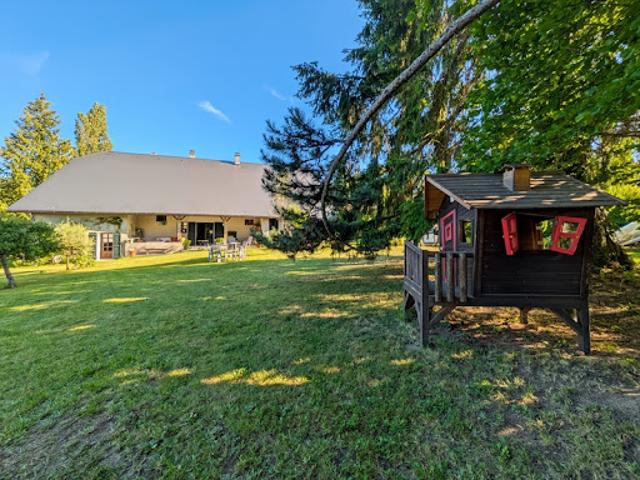 Vente Maison 8 pièces 212 m2 Cercier