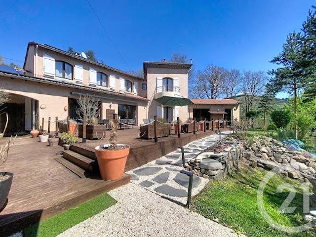 Vente Maison 8 pièces 212.65 m2 Sanssac l'Eglise