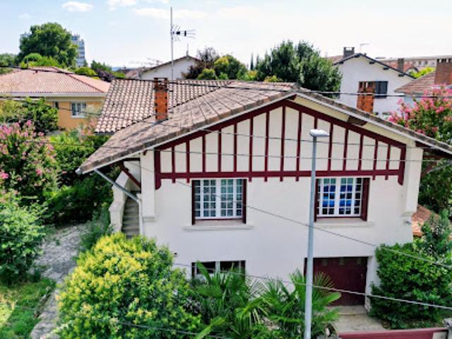 Vente Maison 8 pièces 213 m2 Agen