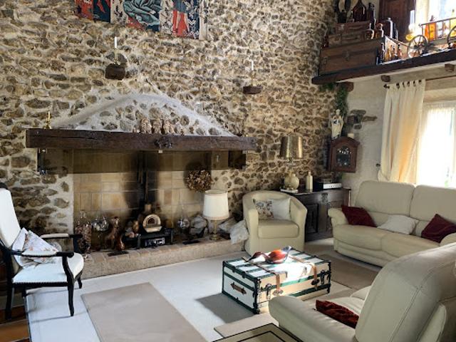 Vente Maison 8 pièces 213 m2 Egly