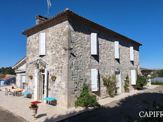 Vente Maison 8 pièces 224 m2 Francescas