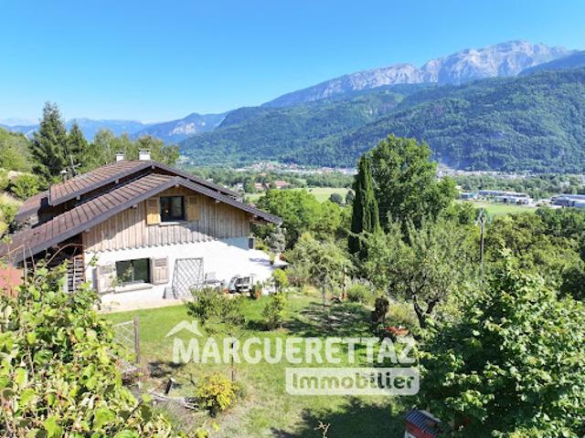 Vente Maison 8 pièces 225 m2 Ayse