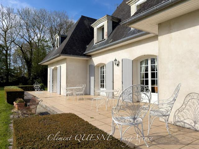 Vente Maison 8 pièces 225 m2 Biville sur Mer