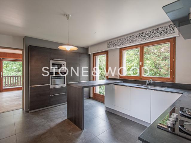 Vente Maison 8 pièces 225 m2 Divonne les Bains