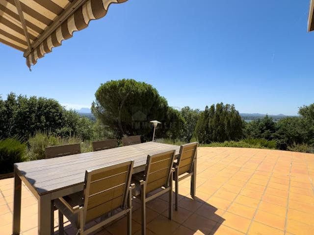 Vente Maison 8 pièces 225 m2 Saint Georges les Bains