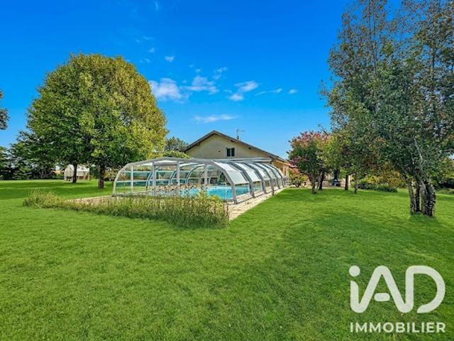 Vente Maison 8 pièces 232 m2 Saint Sever