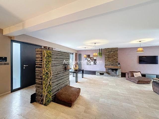 Vente Maison 8 pièces 226 m2 Yerres