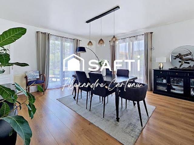 Vente Maison 8 pièces 227 m2 Camblanes et Meynac