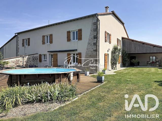 Vente Maison 8 pièces 227 m2 Dompaire