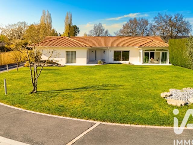 Vente Maison 8 pièces 228 m2 Pompaire