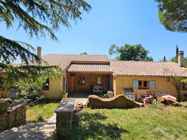 Vente Maison 8 pièces 228 m2 Saint Etienne les Orgues