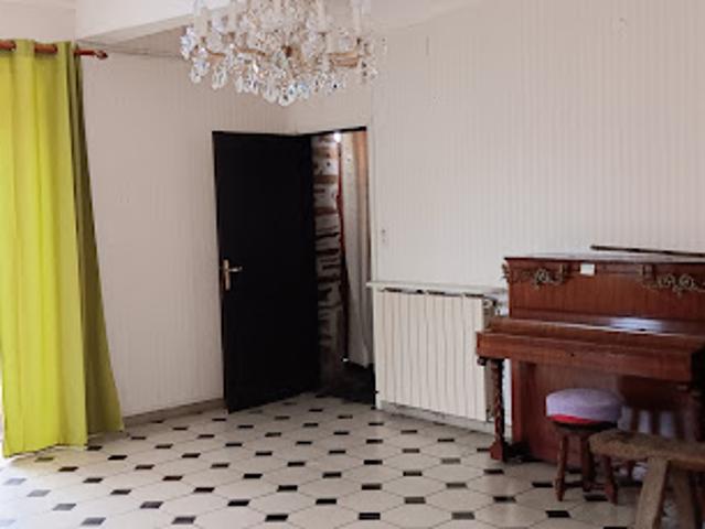 Vente Maison 8 pièces 228 m2 Saint Jal