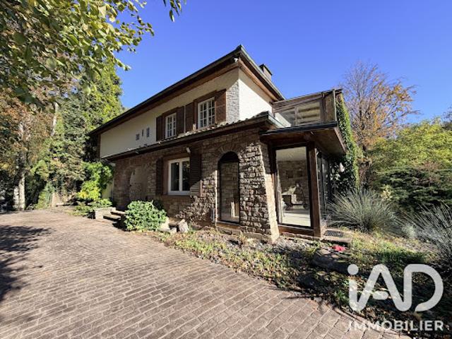 Vente Maison 8 pièces 229 m2 Lutzelbourg