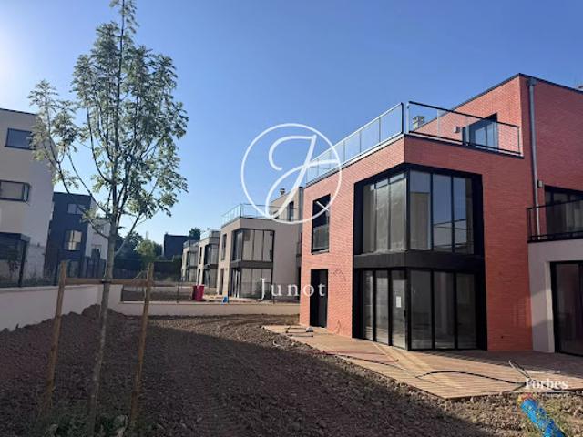 Vente Maison 8 pièces 229 m2 Rueil Malmaison