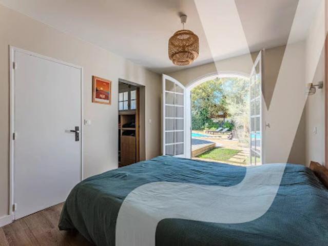 Vente Maison 8 pièces 229.69 m2 Cestas