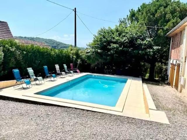 Vente Maison 8 pièces 220 m2 Mun