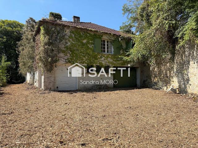 Vente Maison 8 pièces 220 m2 Mongauzy