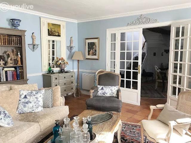 Vente Maison 8 pièces 220 m2 Orphin