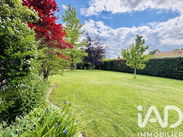 Vente Maison 8 pièces 220 m2 Bazoches sur Guyonne