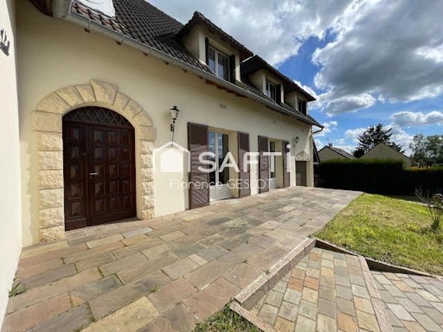 Vente Maison 8 pièces 220 m2 Cernay la Ville