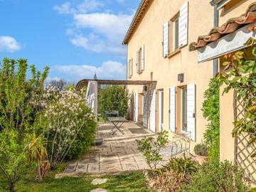 Vente Maison 8 pièces 220 m2 Craponne