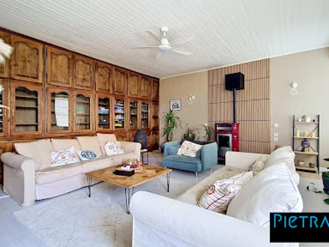 Vente Maison 8 pièces 220 m2 La Clayette