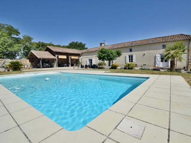Vente Maison 8 pièces 220 m2 Laméac