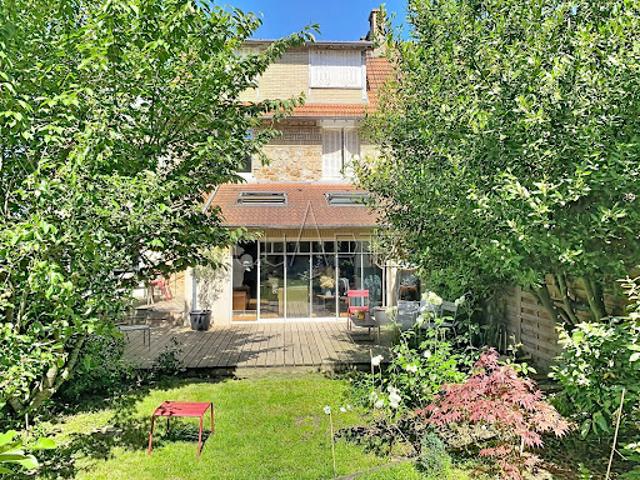 Vente Maison 8 pièces 220 m2 Le chesnay