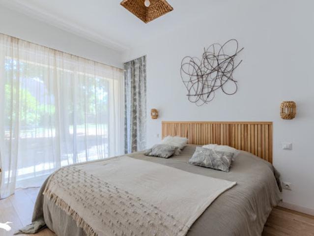 Vente Maison 8 pièces 220 m2 Saint Germain du Puch