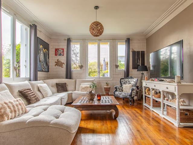 Vente Maison 8 pièces 220 m2 Saumur